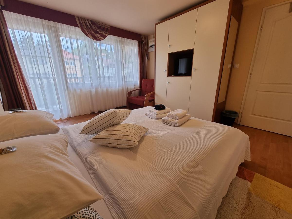 Abigel 2 Vendeghaz Hotel Miskolc Ngoại thất bức ảnh