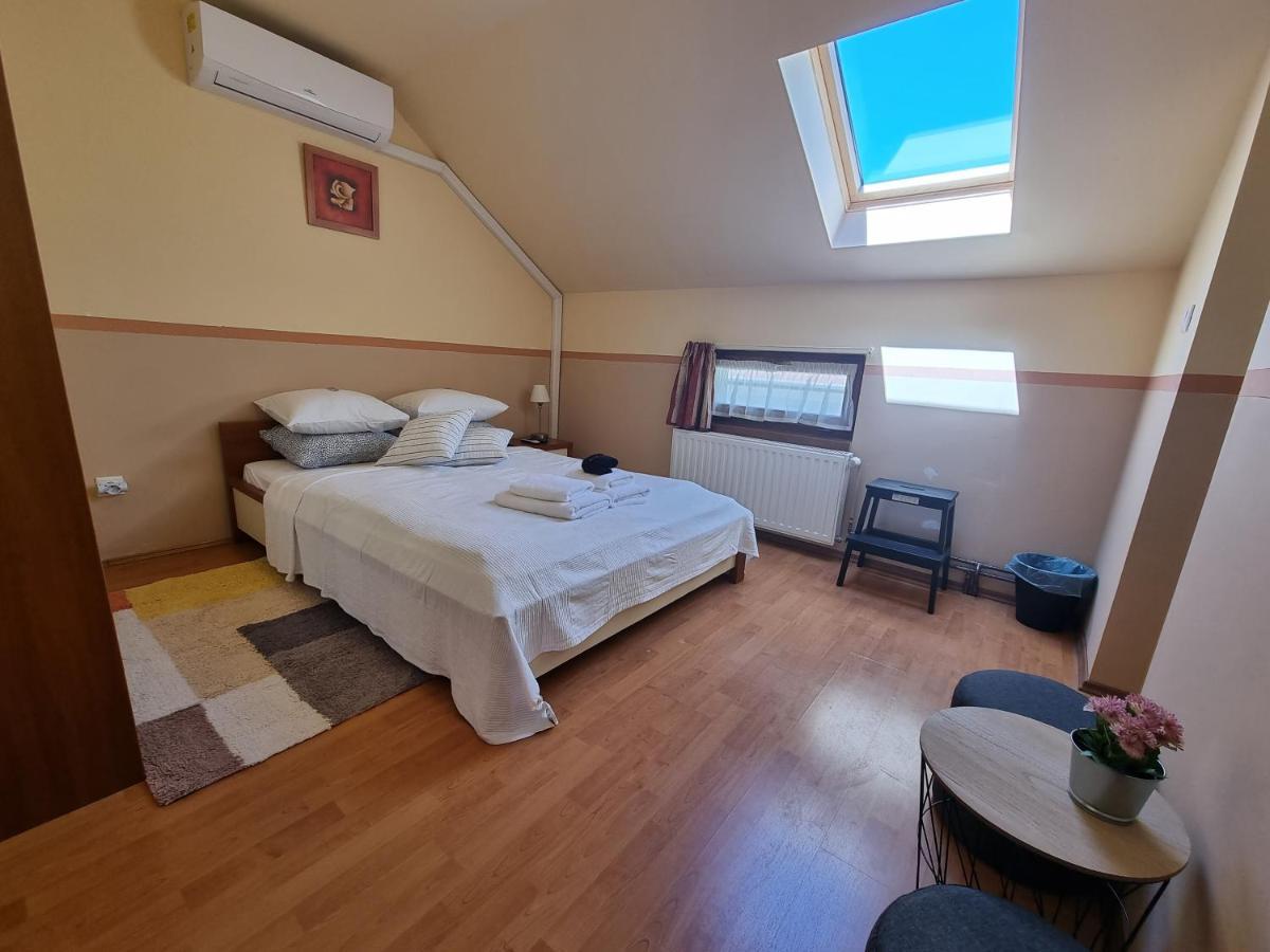 Abigel 2 Vendeghaz Hotel Miskolc Ngoại thất bức ảnh