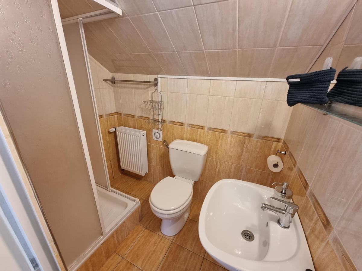 Abigel 2 Vendeghaz Hotel Miskolc Ngoại thất bức ảnh