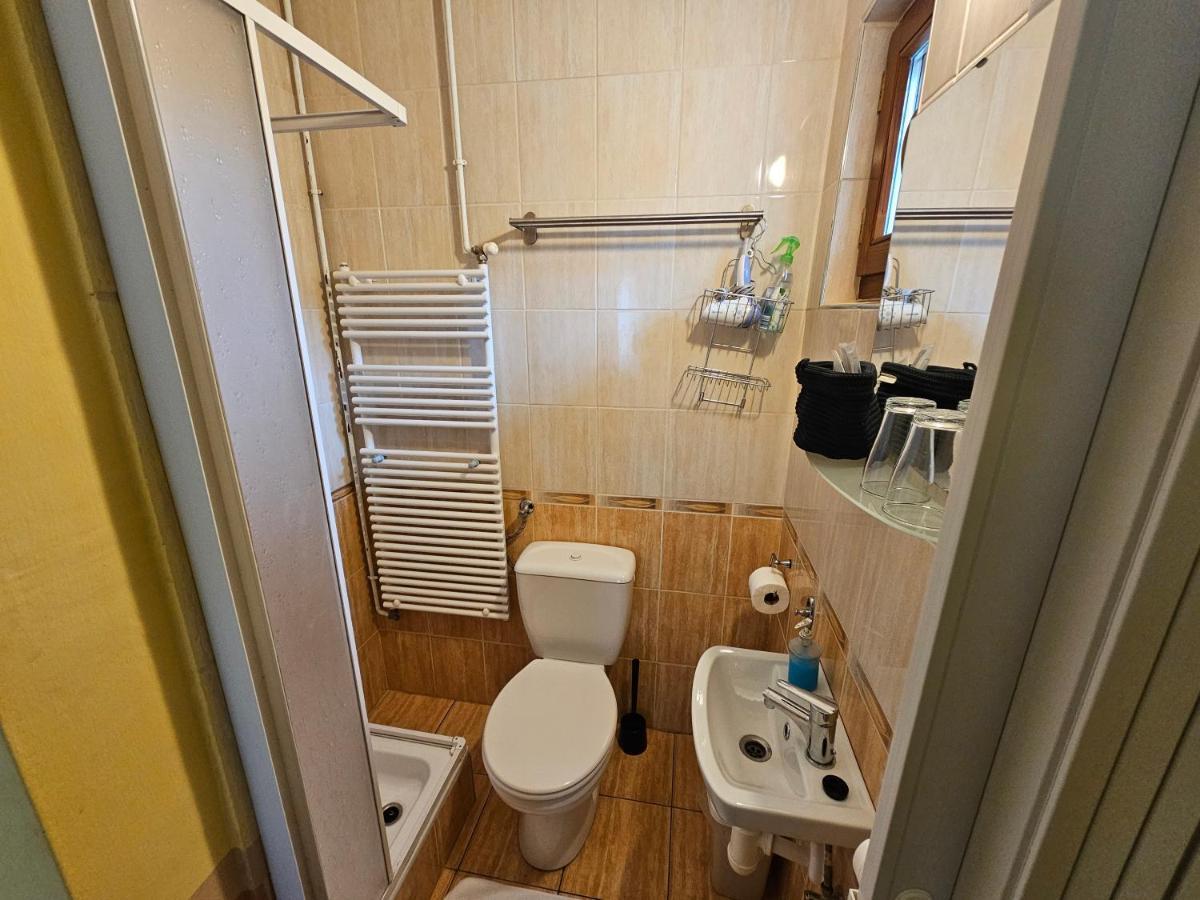 Abigel 2 Vendeghaz Hotel Miskolc Ngoại thất bức ảnh
