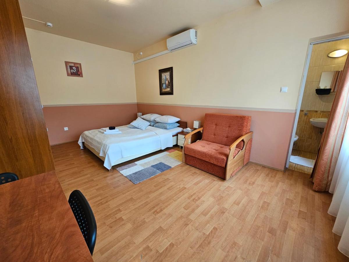 Abigel 2 Vendeghaz Hotel Miskolc Ngoại thất bức ảnh